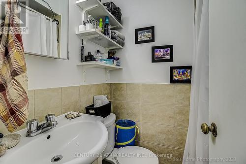 30 Lansdowne Avenue, Toronto (Roncesvalles), ON - Indoor Photo Showing Bathroom