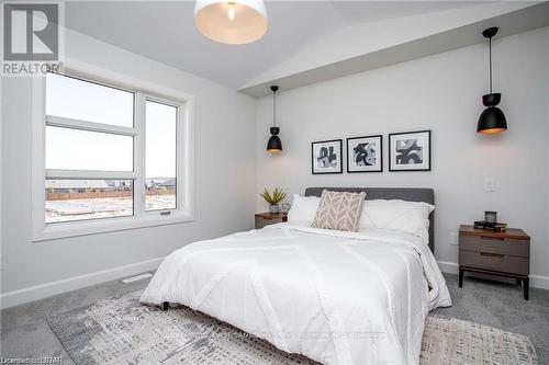 45 - 2700 Buroak Drive, London, ON - Indoor Photo Showing Bedroom