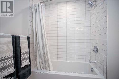 45 - 2700 Buroak Drive, London, ON - Indoor Photo Showing Bathroom