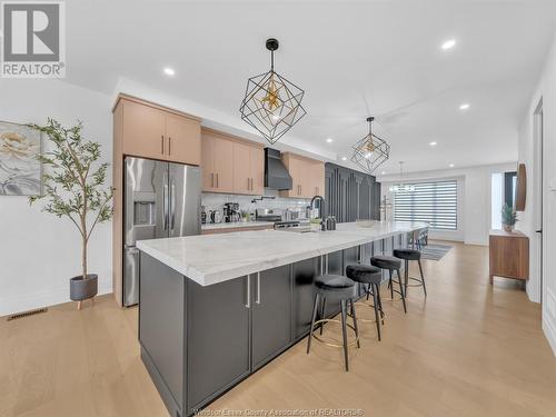 4532 Valerio Crescent, Lasalle, ON - Indoor Photo Showing Kitchen With Upgraded Kitchen