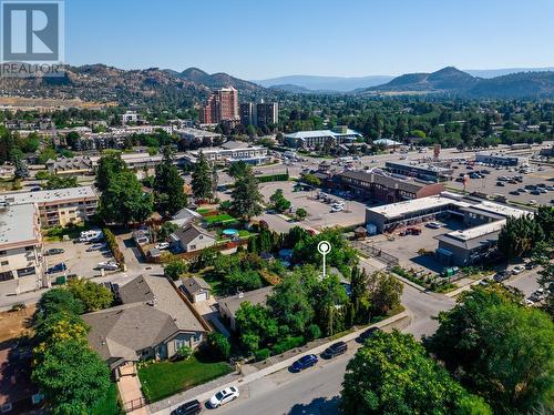 1054 Laurier Avenue, Kelowna, BC - Outdoor With View