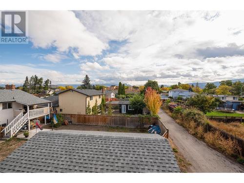 2763 Curts Street, Kelowna, BC - Outdoor