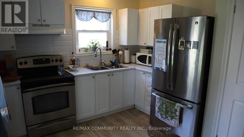 210 Emerson Avenue, London, ON - Indoor Photo Showing Kitchen With Double Sink