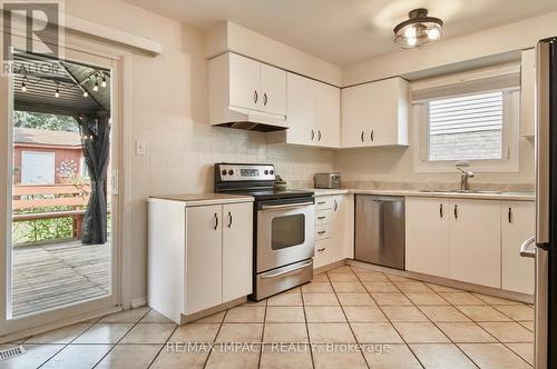 8 Noble Drive, Ajax (Central East), ON - Indoor Photo Showing Kitchen