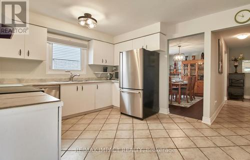 8 Noble Drive, Ajax (Central East), ON - Indoor Photo Showing Kitchen