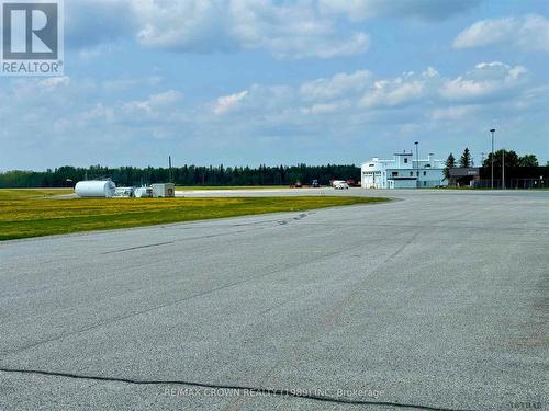 283 General Aviation Road, Kapuskasing, ON 