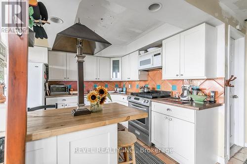 739 Concession 15 Road W, Tiny (Lafontaine), ON - Indoor Photo Showing Kitchen