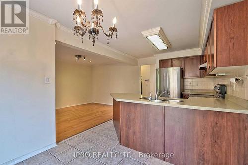 3496 Covent Crescent, Mississauga (Churchill Meadows), ON - Indoor Photo Showing Kitchen With Double Sink