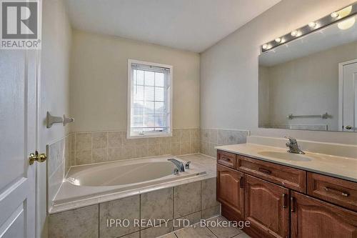 3496 Covent Crescent, Mississauga (Churchill Meadows), ON - Indoor Photo Showing Bathroom