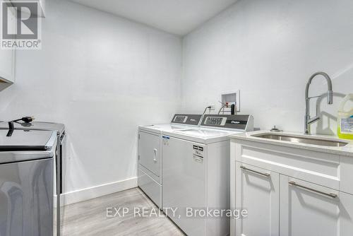 833 Talbot Road E, Leamington, ON - Indoor Photo Showing Laundry Room