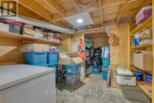 833 Talbot Road E, Leamington, ON - Indoor