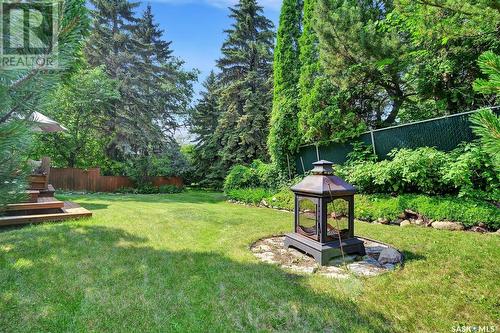 110 Sunset Drive, Regina, SK - Outdoor With Backyard