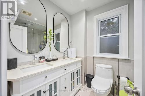 239 Burnhamthorpe Road, Toronto (Islington-City Centre West), ON - Indoor Photo Showing Bathroom