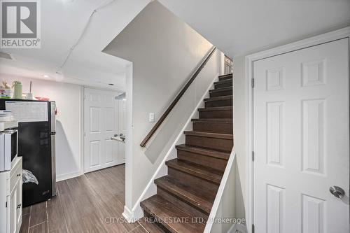 239 Burnhamthorpe Road, Toronto (Islington-City Centre West), ON - Indoor Photo Showing Other Room