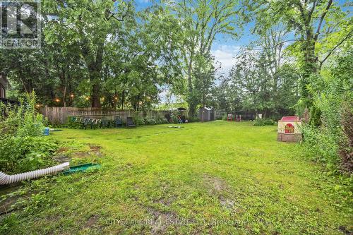 239 Burnhamthorpe Road, Toronto (Islington-City Centre West), ON - Outdoor With Backyard