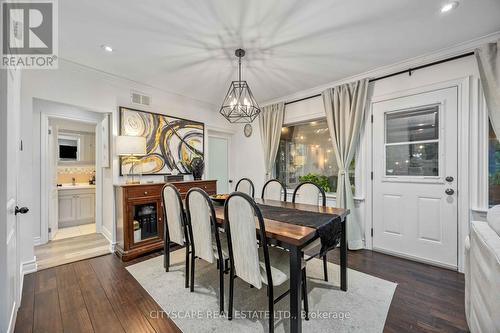 239 Burnhamthorpe Road, Toronto (Islington-City Centre West), ON - Indoor Photo Showing Dining Room