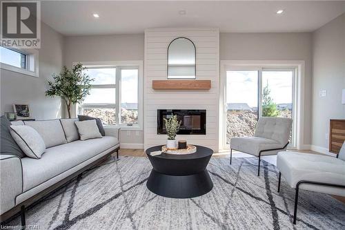 43 - 2700 Buroak Drive, London, ON - Indoor Photo Showing Living Room With Fireplace