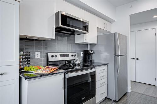 8 Culinary Lane|Unit #201, Barrie, ON - Indoor Photo Showing Kitchen