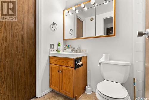 321 4045 Rae Street, Regina, SK - Indoor Photo Showing Bathroom