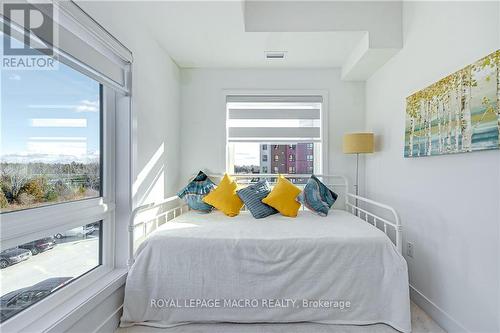 201 - 8 Culinary Lane, Barrie, ON - Indoor Photo Showing Bedroom