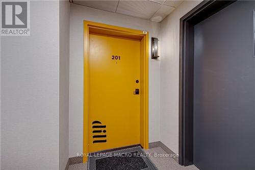 201 - 8 Culinary Lane, Barrie, ON - Indoor Photo Showing Other Room