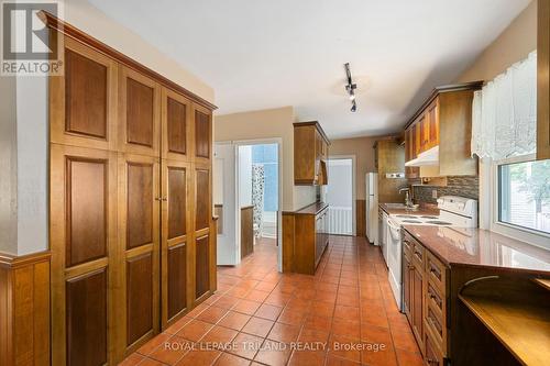 538 Chester Street, London, ON - Indoor Photo Showing Kitchen