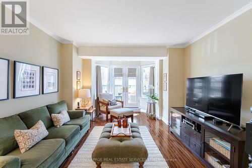 331 Robinson Street, Oakville (Old Oakville), ON - Indoor Photo Showing Living Room