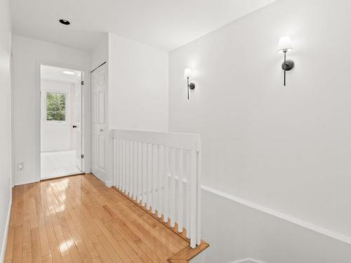 Hall - 28 Av. Greystone, Pointe-Claire, QC - Indoor Photo Showing Other Room