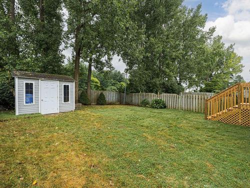 Backyard - 28 Av. Greystone, Pointe-Claire, QC - Outdoor