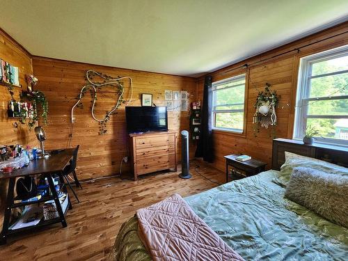 Bedroom - 101 Ch. Welden, Grenville-Sur-La-Rouge, QC - Indoor Photo Showing Bedroom