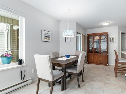 302A-650 Island Hwy South, Campbell River, BC - Indoor Photo Showing Dining Room