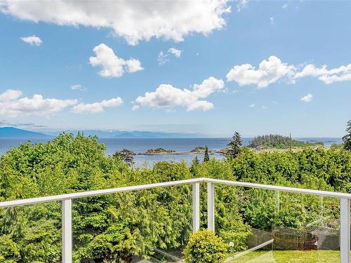 3998 Gulfview Dr, Nanaimo, BC 