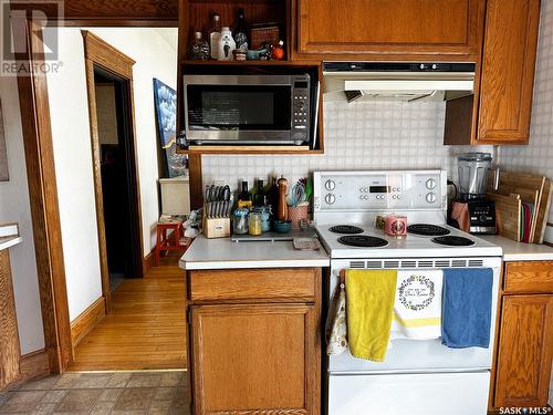 1411 105Th Street, North Battleford, SK - Indoor Photo Showing Kitchen