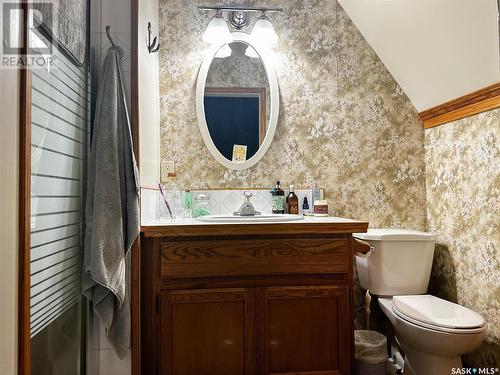 1411 105Th Street, North Battleford, SK - Indoor Photo Showing Bathroom