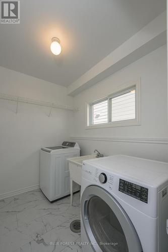 2941 Paulkane Chase, London, ON - Indoor Photo Showing Laundry Room