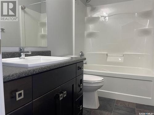 820 99Th Avenue, Tisdale, SK - Indoor Photo Showing Bathroom