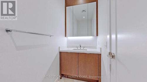 723 - 55 Merchants' Wharf Street, Toronto (Waterfront Communities), ON - Indoor Photo Showing Bathroom