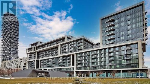 723 - 55 Merchants' Wharf Street, Toronto (Waterfront Communities), ON - Outdoor With Facade