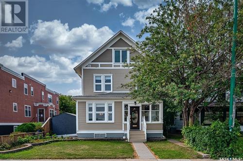 518 12Th Street E, Saskatoon, SK - Outdoor With Facade