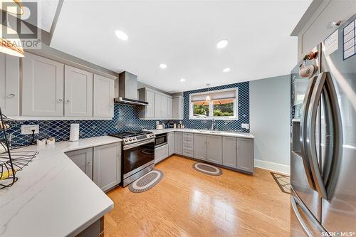 518 12Th Street E, Saskatoon, SK - Indoor Photo Showing Kitchen With Upgraded Kitchen