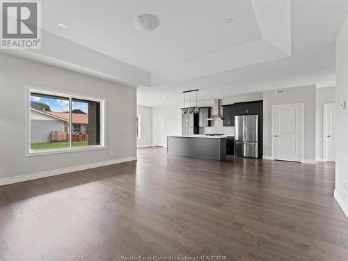 1904 Villa Canal, Ruthven, ON - Indoor Photo Showing Living Room