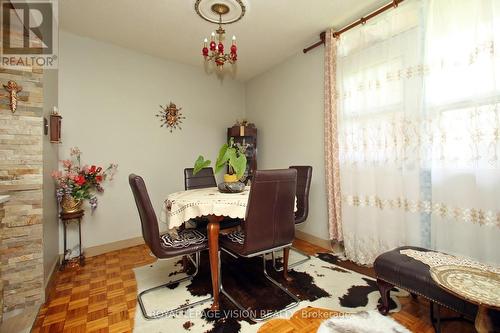 202 - 3065 Queen Frederica Drive, Mississauga (Applewood), ON - Indoor Photo Showing Dining Room