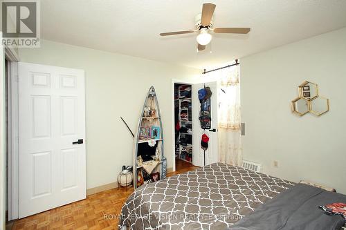 202 - 3065 Queen Frederica Drive, Mississauga (Applewood), ON - Indoor Photo Showing Bedroom