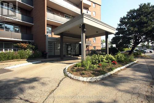 202 - 3065 Queen Frederica Drive, Mississauga (Applewood), ON - Outdoor With Balcony