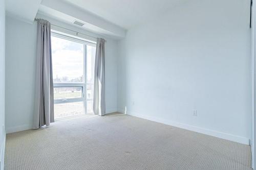 4040 Upper Middle Road|Unit #417, Burlington, ON - Indoor Photo Showing Other Room