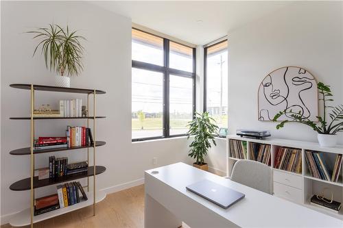 70 Upper Mount Albion Road, Hamilton, ON - Indoor Photo Showing Other Room