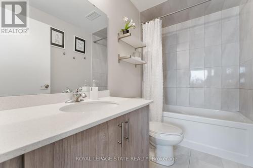 413 - 16 Markle Crescent, Hamilton (Ancaster), ON - Indoor Photo Showing Bathroom