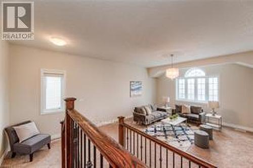 313 Zeller Drive, Kitchener, ON - Indoor