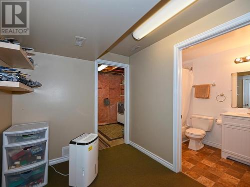 16 Regency Place, Brockville, ON - Indoor Photo Showing Bathroom