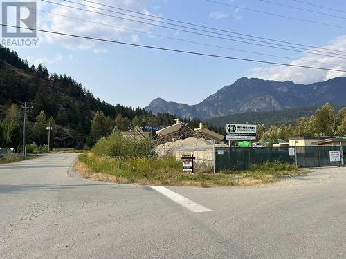 1951 Venture Place, Pemberton, BC 